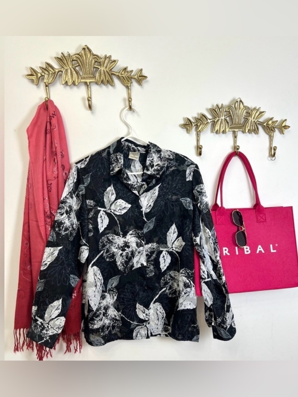 Xl ptp 24” Jacquard semi sheer blouse